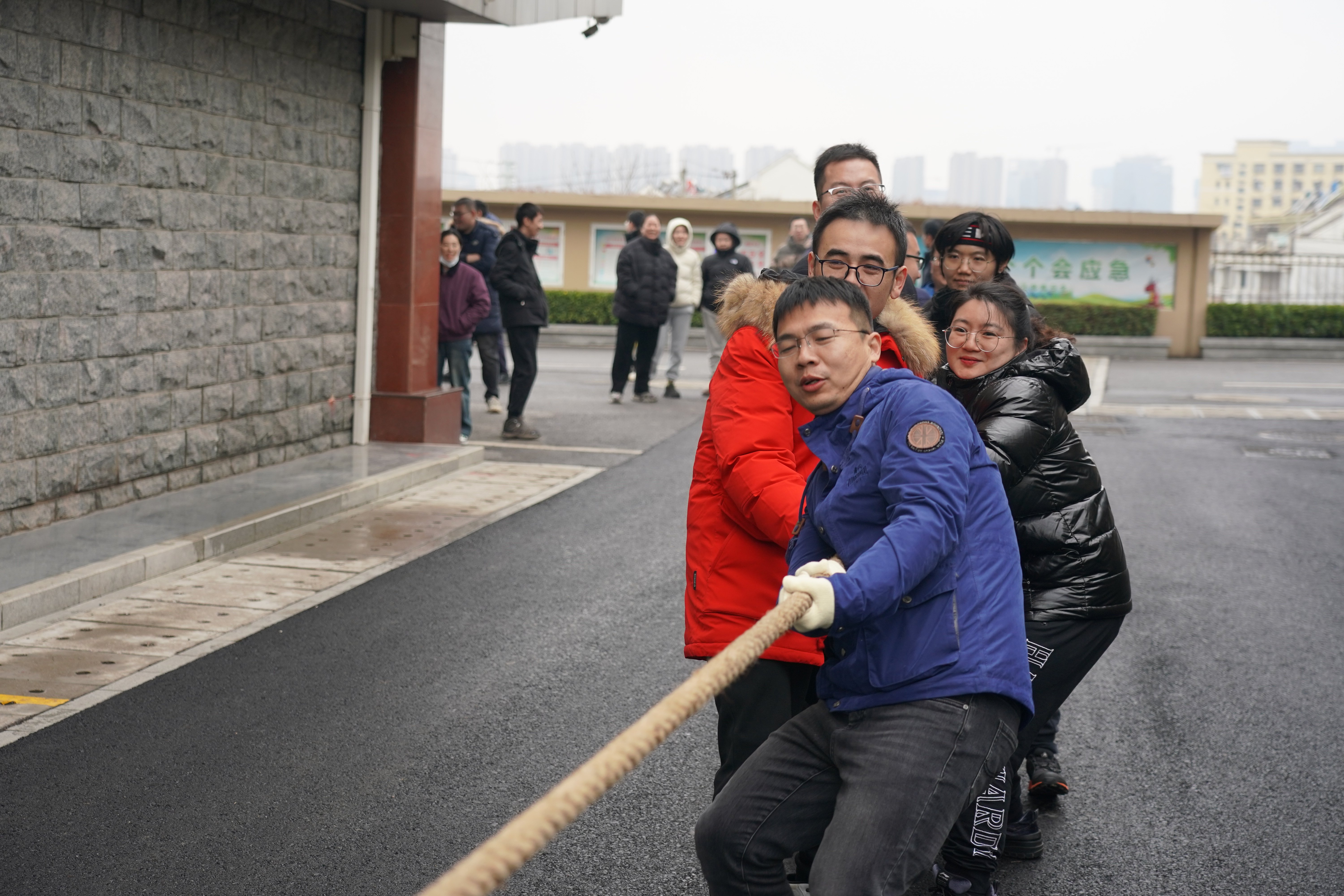 拔河.JPG