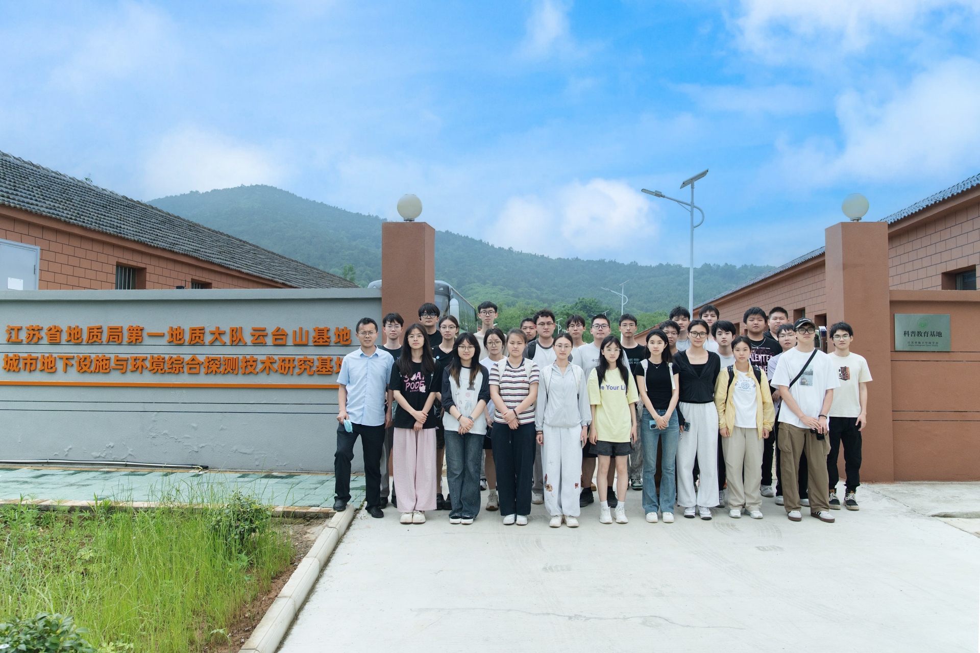 合照1(1).jpg