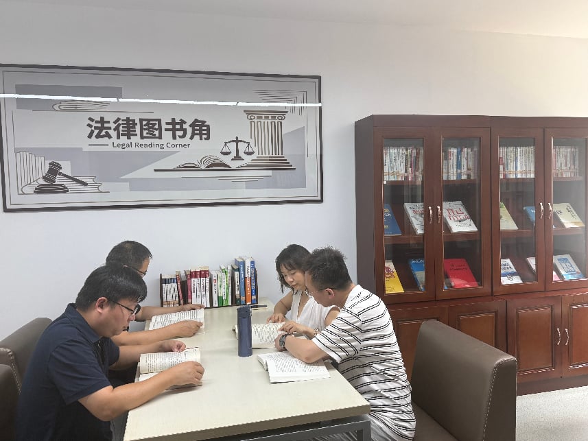 法治1.jpg